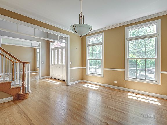 5th image of 158 Lions Ct