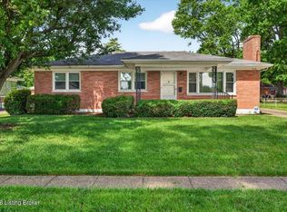 4010 Addison Ln, Shively, KY 40216