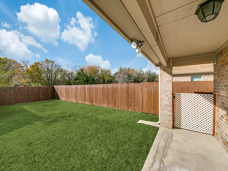15407 Dorothy Nell Dr — Photo 11