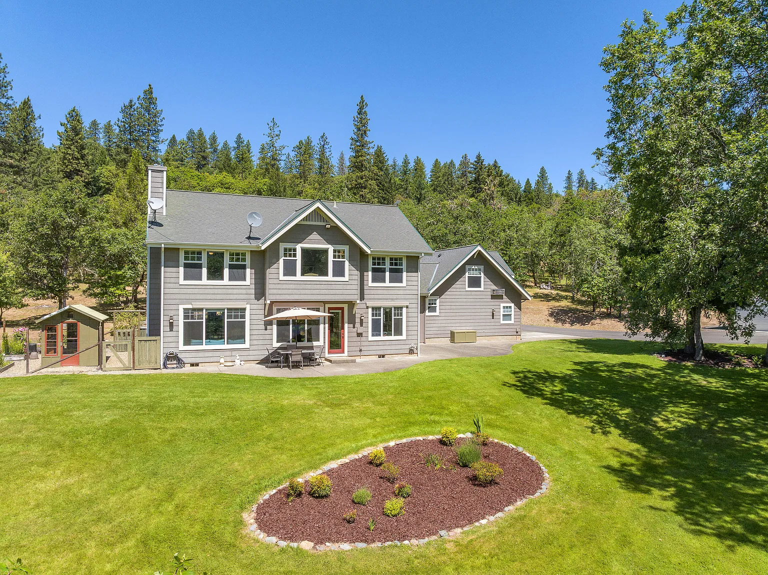 375 Mountain Paradise Dr photo 1