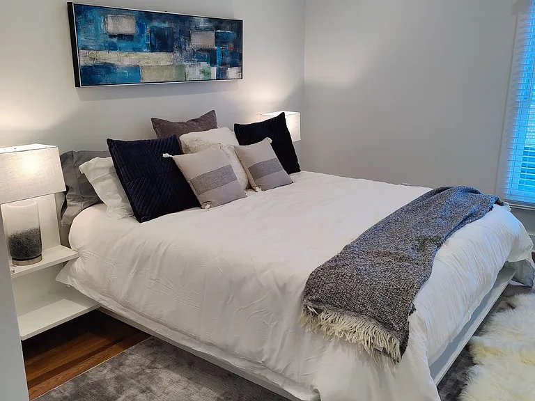 255 Kelmscott Ln — Photo 12