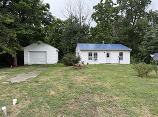 505 N Campbell St, Edina, MO 63537