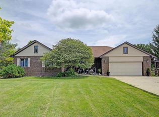3206 Kropp Rd, Grove City, OH 43123