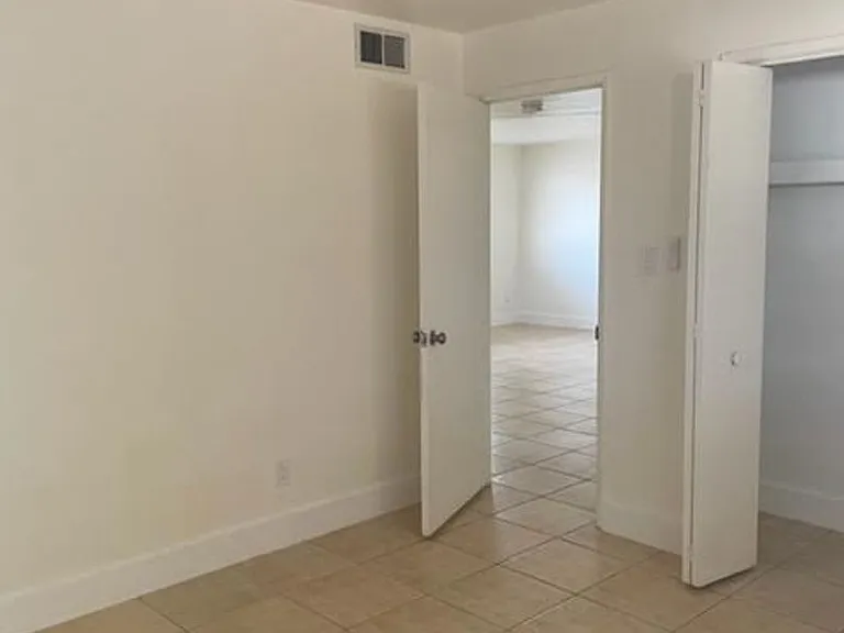1009 S Roosevelt St — Photo 9