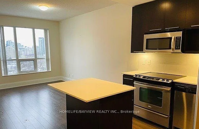 2 bed, $2,400 — Photo 4