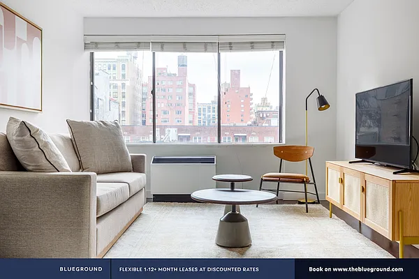 Rented by The Blueground | media 3