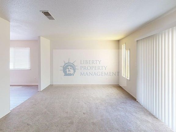 2nd image of 1209 Rimrock Way