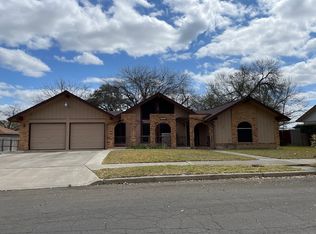 6016 Rue Liliane St, Leon Valley, TX 78238