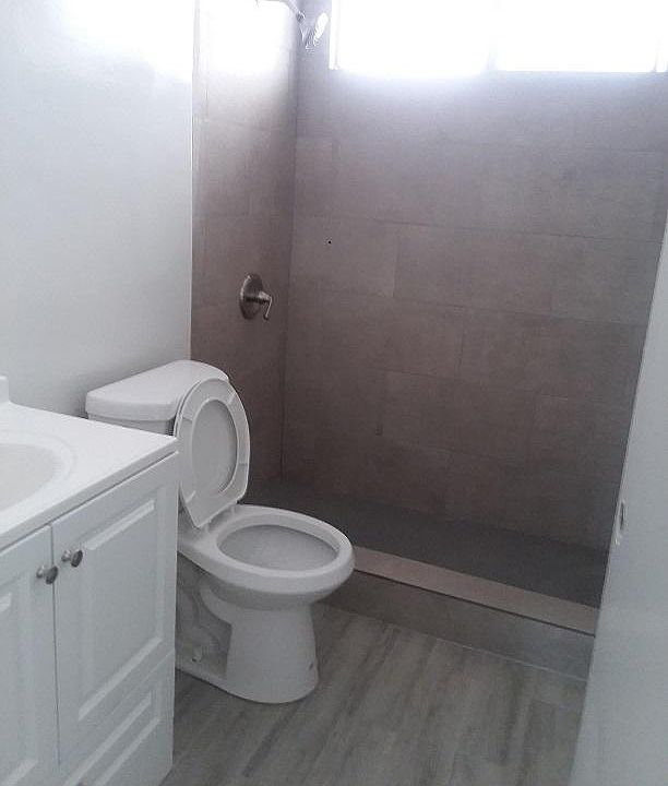 1st image of 10211 Crenshaw Blvd APT 2