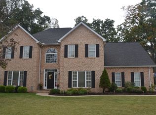 111 Southbrooke Dr, Hurricane, WV 25526