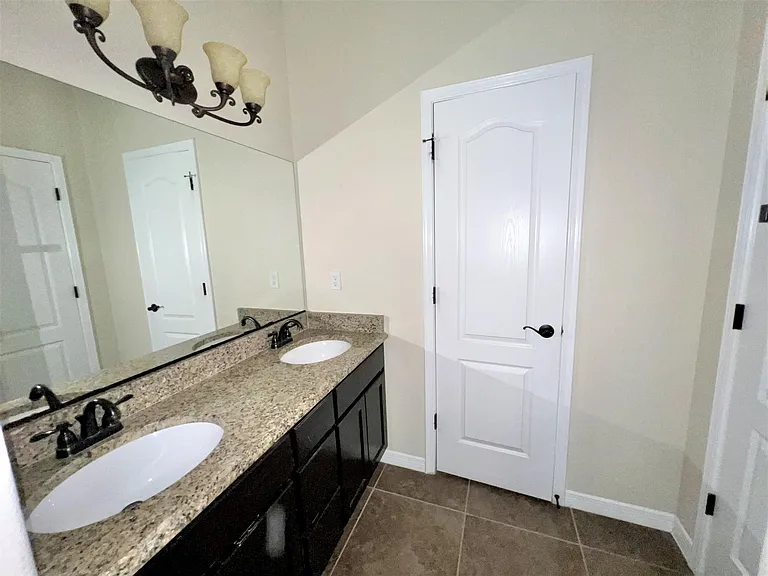 14529 Smokey Point Dr — Photo 16