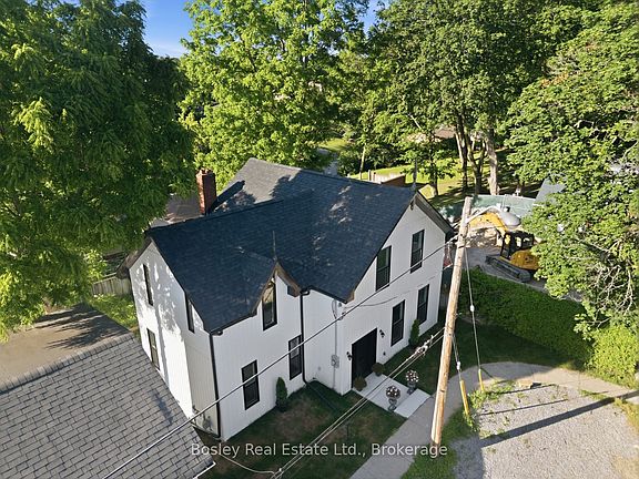 4th image of 40 Charles St