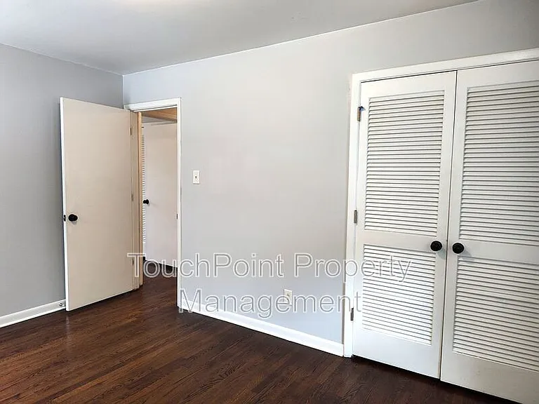 5812 Donegal Dr — Photo 17