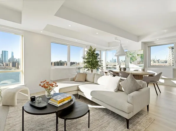 440 Kent Avenue image 1 of 15