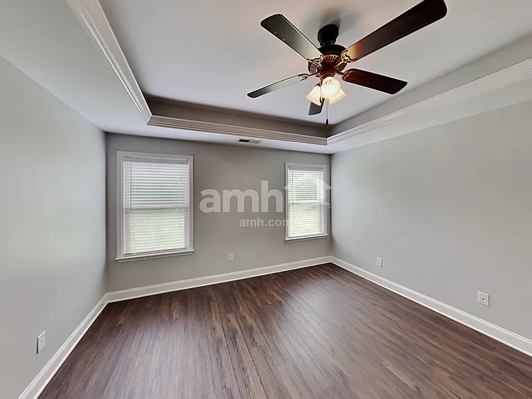 975 Legacy Park Rd — Photo 9