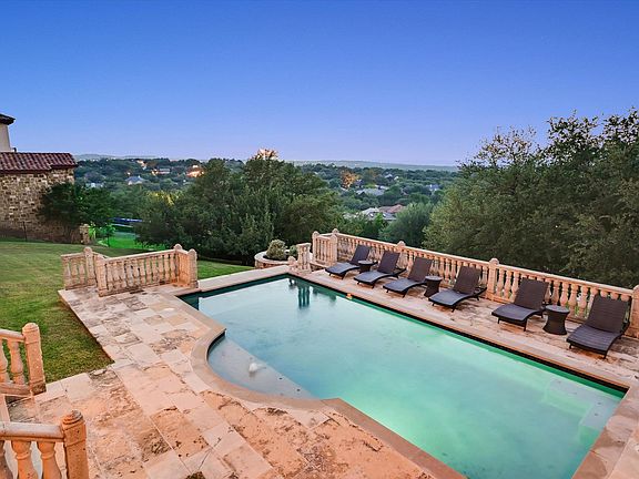 3rd image of 108 Palazza Alto Dr