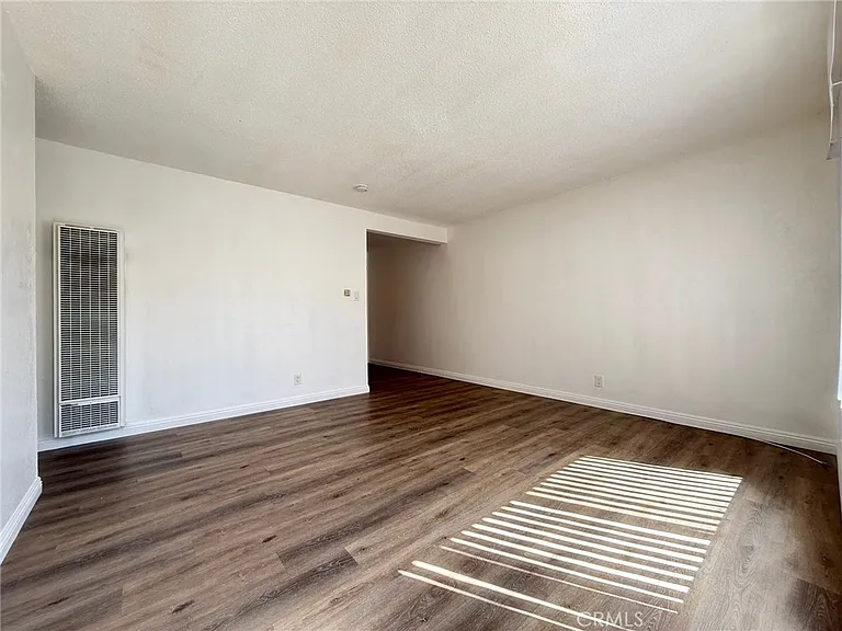 5152 San Bernardino St — Photo 3