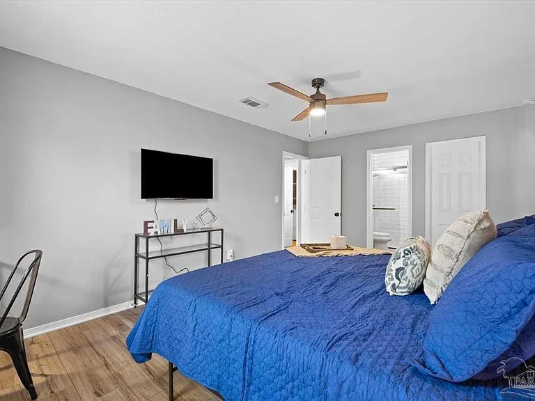 3783 E Olive Rd — Photo 17