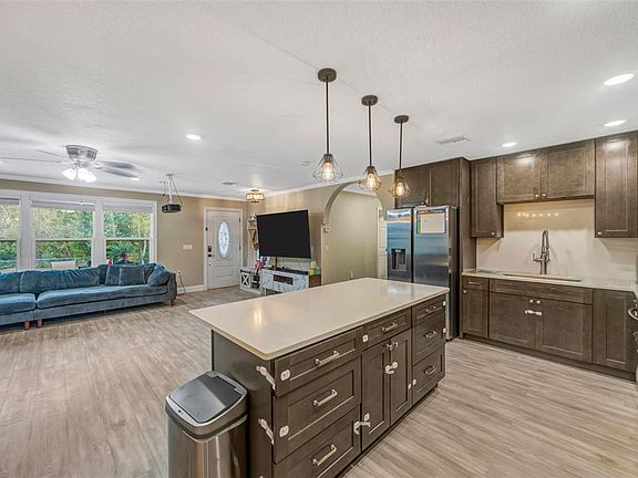 2nd image of 7149 Spruce Dr