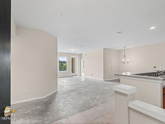 5th image of 13364 BEACH Boulevard #430