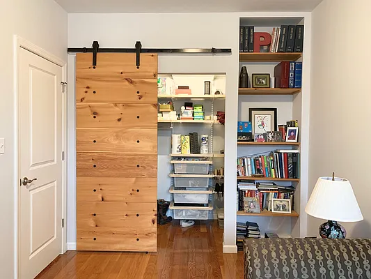 Rented by Zjama Realty Corp | media 7