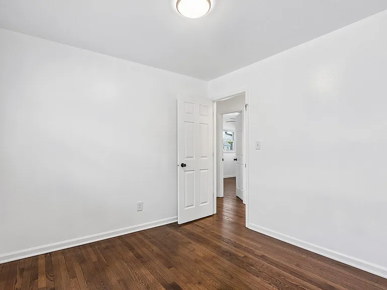 2223 Grove Ave — Photo 18