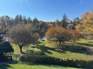 193 Park St #2, New Canaan, CT 06840