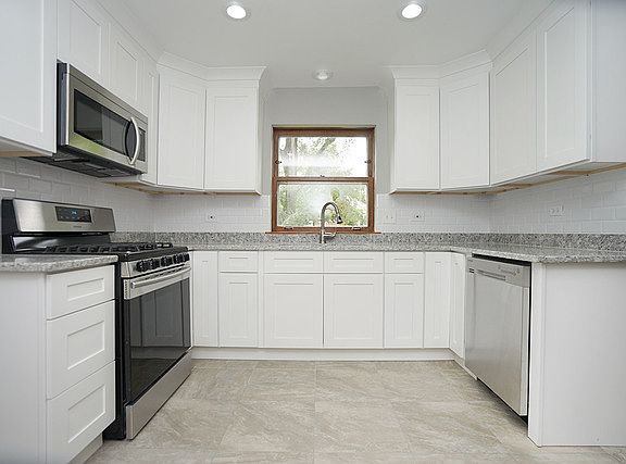4th image of 103 S Kerwood St