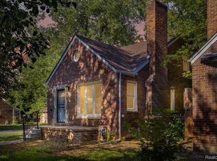 17420 Edinborough Rd, Detroit, MI 48219