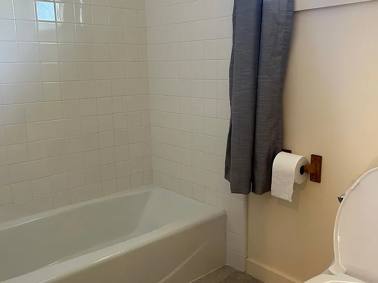 726 N 15th Ave — Photo 11