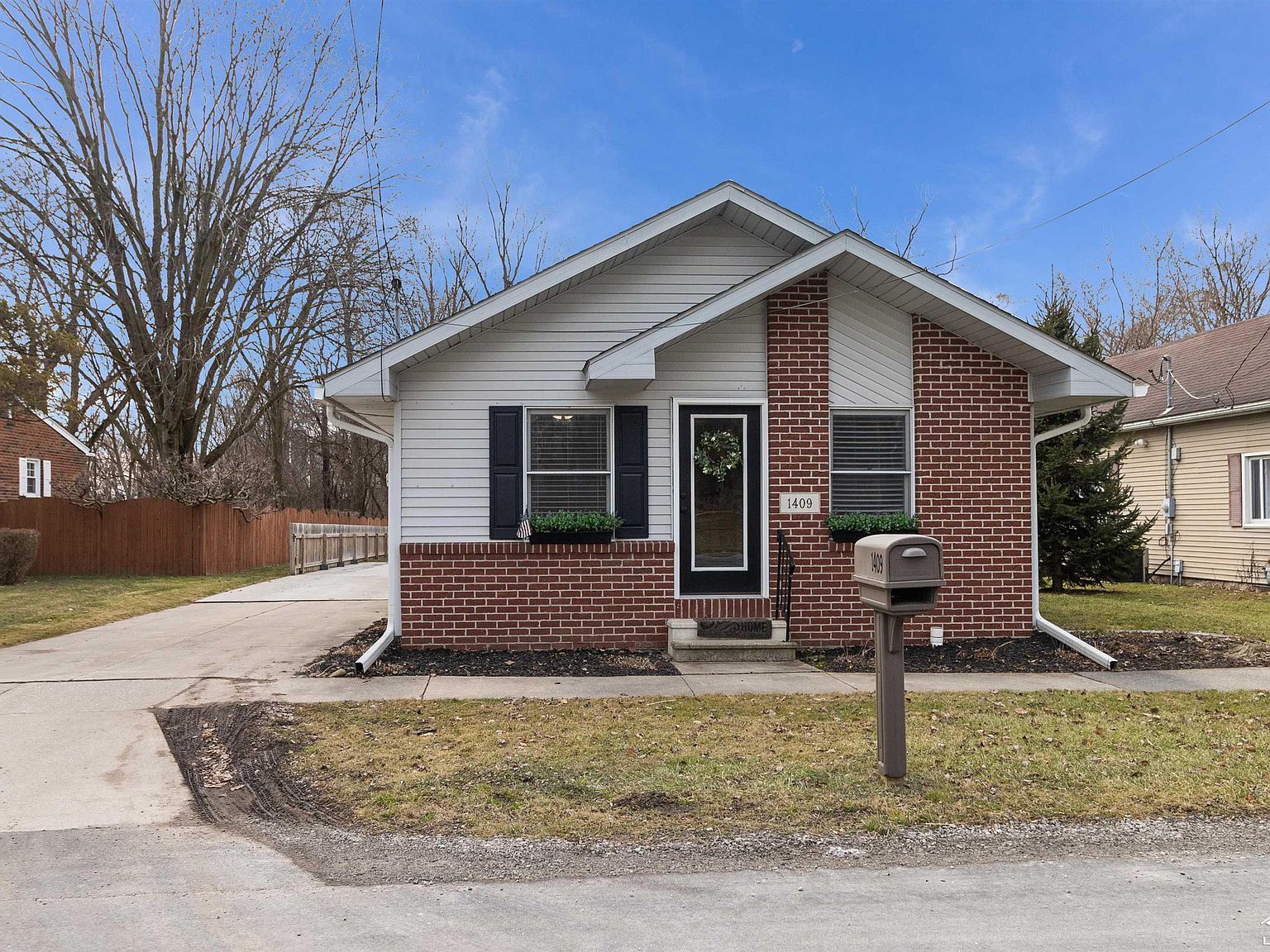 1409 W Samaria Rd, Temperance, MI 48182 Zillow