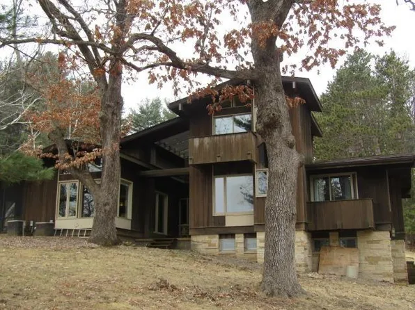 1618 N Highway 52, Guttenberg, IA 52052