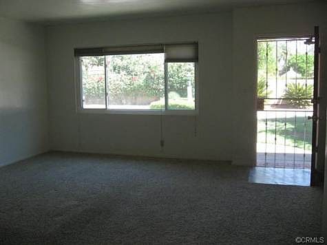 3rd image of 79 W Palm Dr