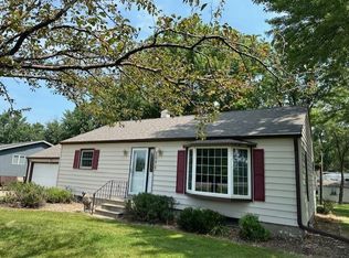 2050 River Rd, Windom, MN 56101