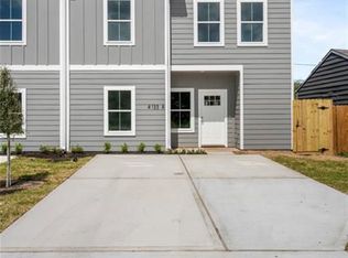 4133 Clover St #A, Houston, TX 77051