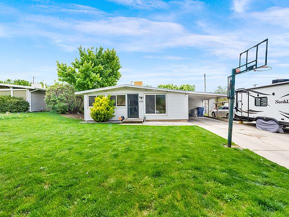 2nd image of 993 Rancho Blvd