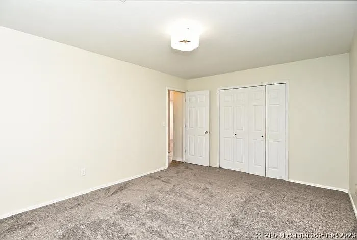 6105 S Vancouver Ave — Photo 13