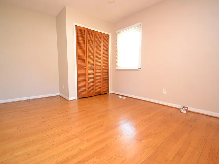 5133 Lundy Dr — Photo 20