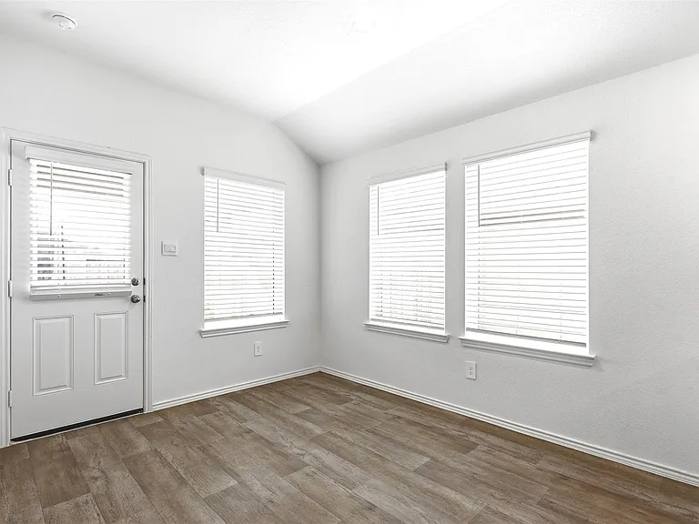 4214 Berwick Park Ln — Photo 8