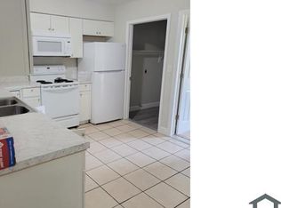 818 SW 63rd Ter #D, Gainesville, FL 32607