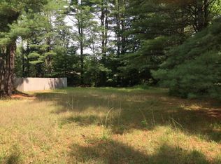 7 Baker Rd, Queensbury, NY 12804