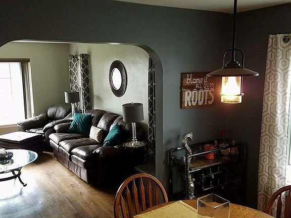 4th image of 284 Merchant Ave