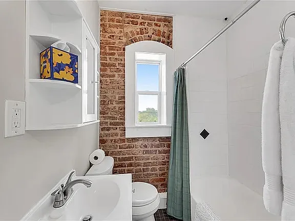 1 bed, 625 sqft, $2,100 — Photo 2