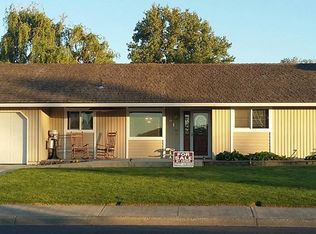 910 E Tamarack Ave, Hermiston, OR 97838