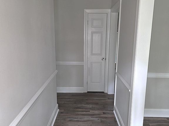 2nd image of 800 Stone Dr