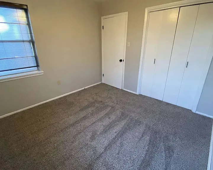 4604 Mercedes Dr — Photo 5