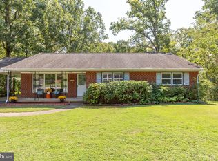 5 Westwood Dr, Fredericksburg, VA 22405