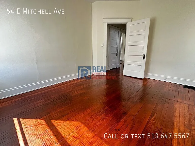 54 E Mitchell Ave — Photo 7