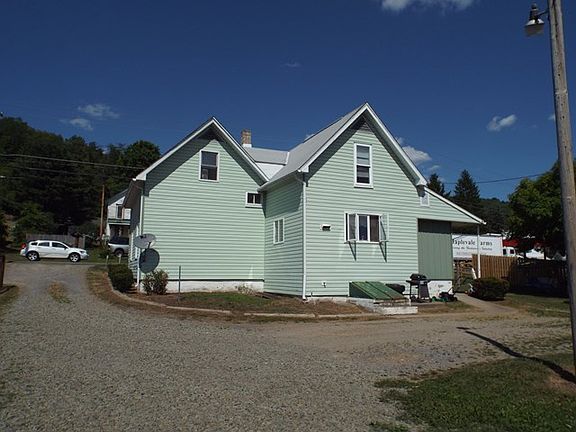 4th image of 510 E 2nd St
