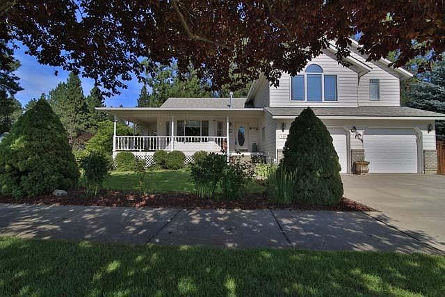 1st image of 419 S Greenbriar Ct
